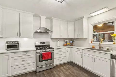Kitchen - 1734 Ruby Rd, Tallahassee, FL 32303 photo 3 of 12