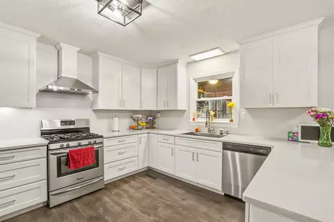 Kitchen - 1734 Ruby Rd, Tallahassee, FL 32303 photo 2 of 12