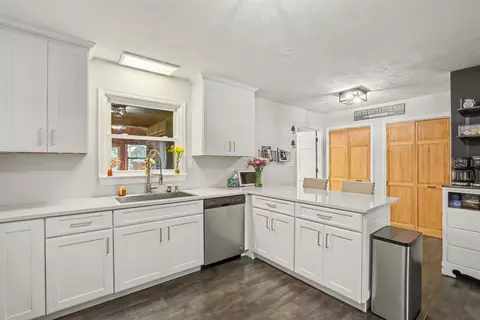 Kitchen - 1734 Ruby Rd, Tallahassee, FL 32303 photo 6 of 12