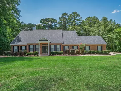 9093 Old Chemonie Rd, Tallahassee, FL 32309