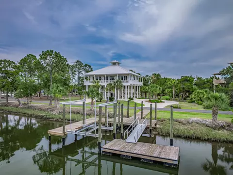 123 Cedar Island Way, Crawfordville, FL 32327