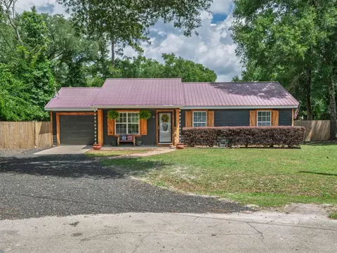2261 Hickory Ct, Tallahassee, FL 32305