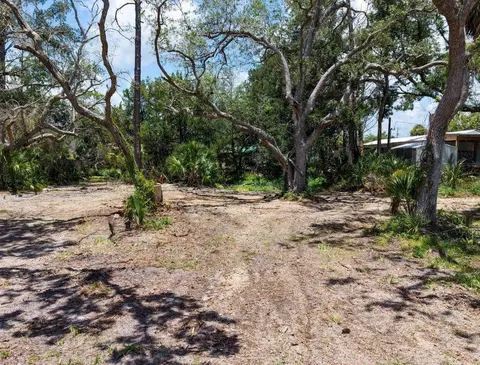 1111 NE Central Ave, Steinhatchee, FL 32359 photo 8