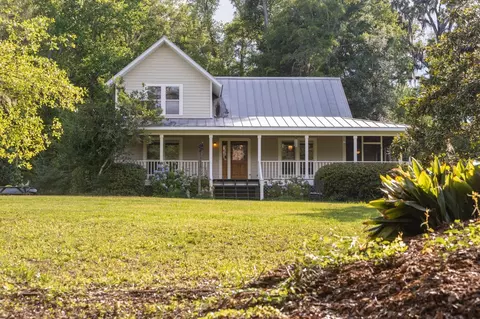 2359 Grassroots Way, Tallahassee, FL 32311