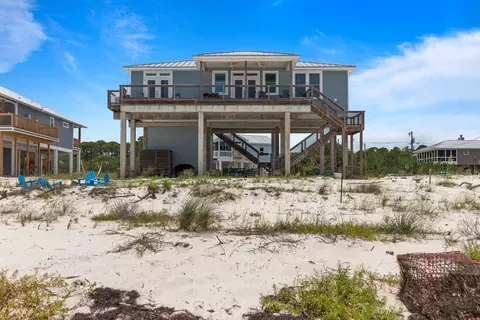 14 Tarpon St, Alligator Point, FL 32346