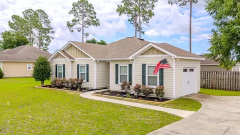 43 Hawthorn Pass, Crawfordville, FL 32327