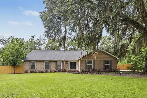 2317 Limerick Dr, Tallahassee, FL 32309