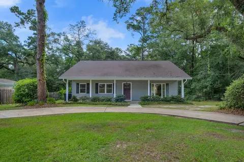 2219 Woodlawn Dr, Tallahassee, FL 32303