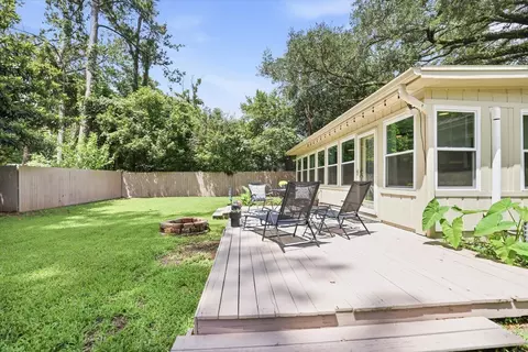 1553 Goodwood Dr, Tallahassee, FL 32308