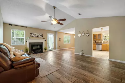 8381 Hunters Ridge Trl, Tallahassee, FL 32312