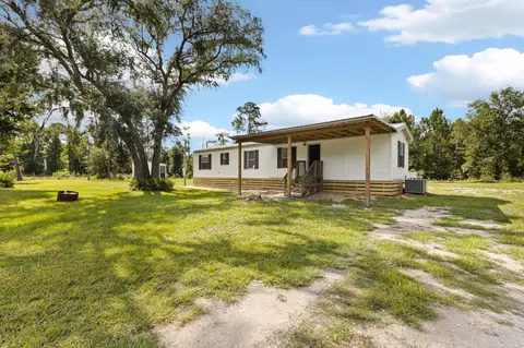 7539 Airport Grade, Perry, FL 32348