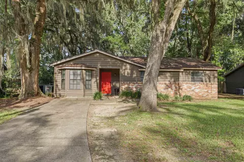 2696 Faringdon Dr, Tallahassee, FL 32303