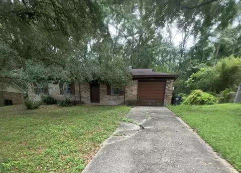 3591 Wood Hill Dr, Tallahassee, FL 32303