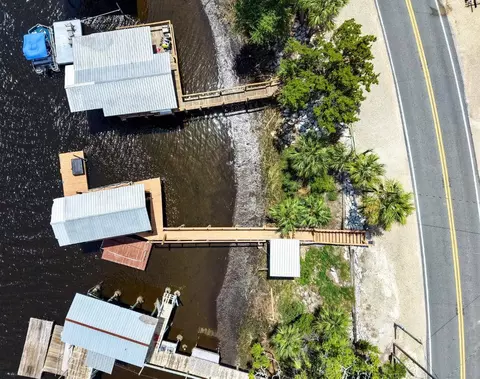 606 SE Riverside Dr, Steinhatchee, FL 32359 photo 11