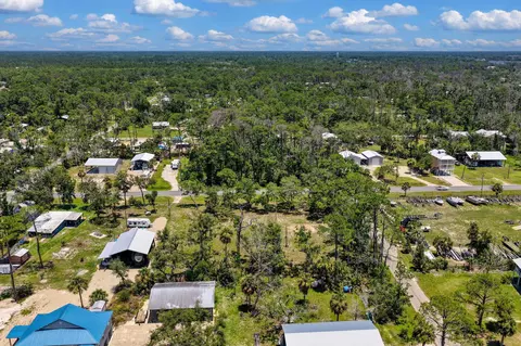 303 NW Second St, Steinhatchee, FL 32359 photo 12