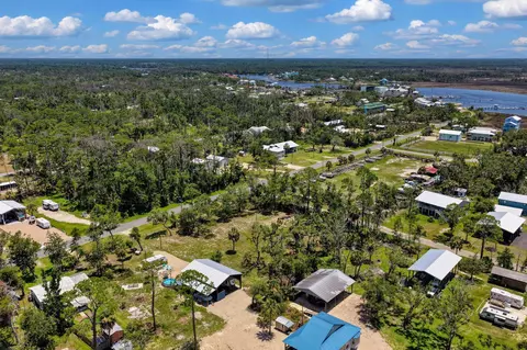 303 NW Second St, Steinhatchee, FL 32359 photo 13