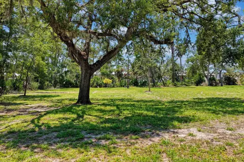 303 NW Second St, Steinhatchee, FL 32359 photo 4
