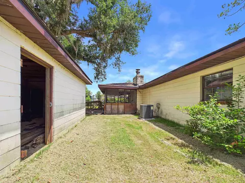 Exterior - 105 Marshall Dr, Perry, FL 32347 photo 9 of 13