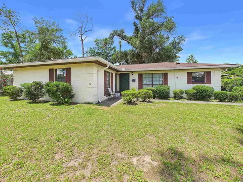 Exterior - 105 Marshall Dr, Perry, FL 32347 photo 4 of 13