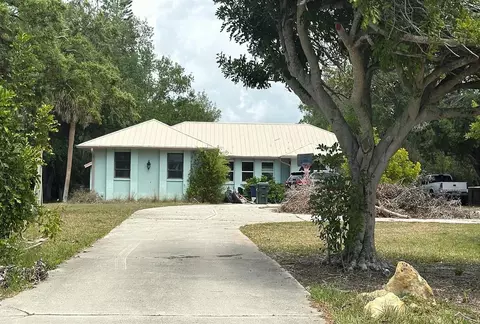 671 Suffolk Cir, Nokomis, FL 34275