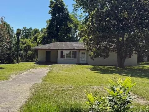 27 Mead St, Greensboro, FL 32330