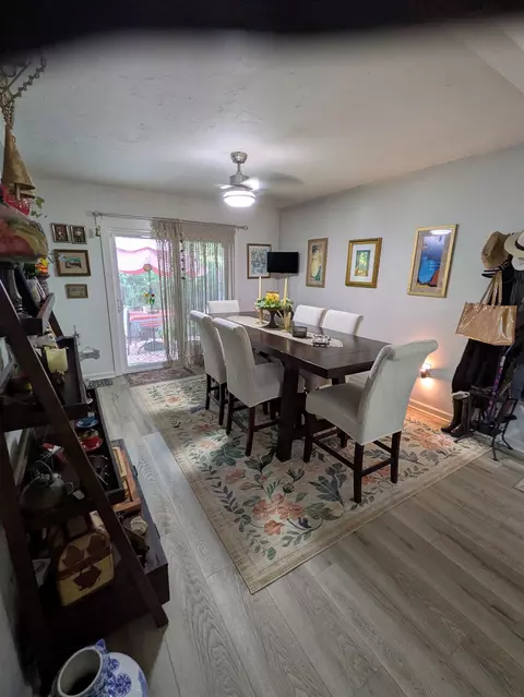 2949 Shamrock St #24, Tallahassee, FL 32309