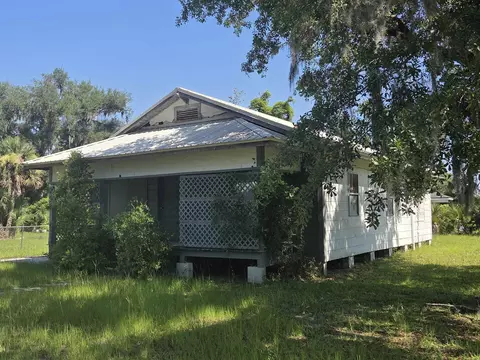 108 Elm St, Perry, FL 32347