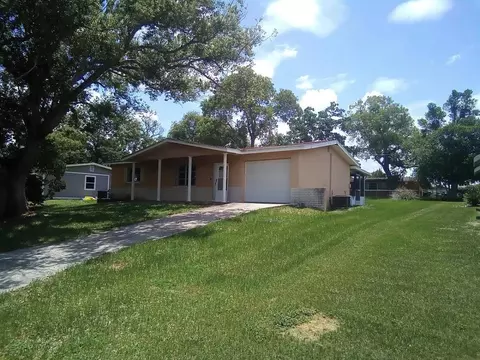 61 S Tyler St, Beverly Hills, FL 34465