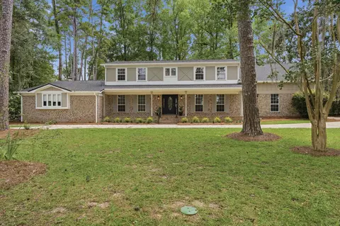 2206 Limerick Dr, Tallahassee, FL 32309