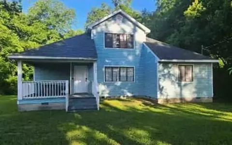 5363 Florida St, Graceville, FL 32440