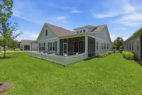 211 Camellia Oaks Ave, Tallahassee, FL 32317