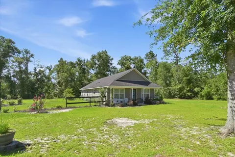 Exterior - 231 NE Green Tree Ter, Lee, FL 32059 photo 5 of 22