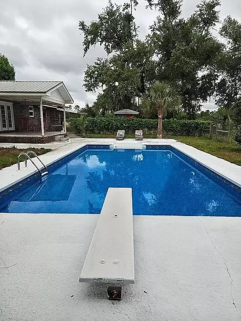Exterior - 3475 Cash Rd, Perry, FL 32348 photo 4 of 5