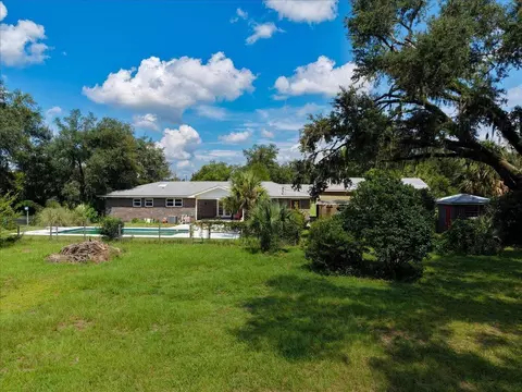 Exterior - 3475 Cash Rd, Perry, FL 32348 photo 5 of 16