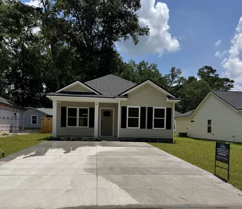 69 W F Magers Rd, Crawfordville, FL 32327
