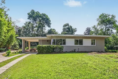 2019 E Indianhead Dr, Tallahassee, FL 32301