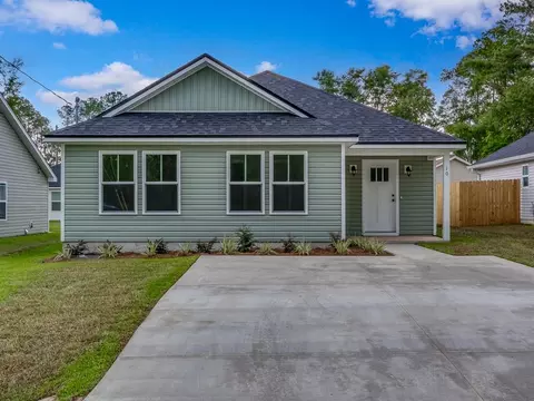 46 Melody Ln, Crawfordville, FL 32327