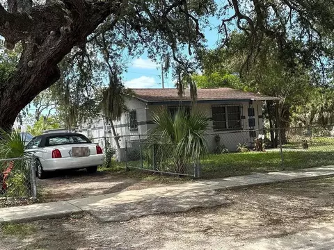 3634 S 17th Ave, Saint Petersburg, FL 33711
