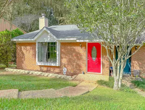 2011 Gardenbrook Ln, Tallahassee, FL 32301