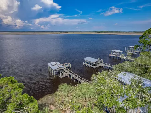 View/Area - 88 River Dr, Panacea, FL 32346 photo 4 of 7