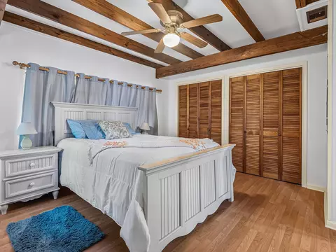 Bedroom - 88 River Dr, Panacea, FL 32346 photo 3 of 6