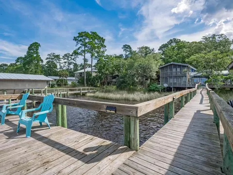 Exterior - 88 River Dr, Panacea, FL 32346 photo 5 of 15