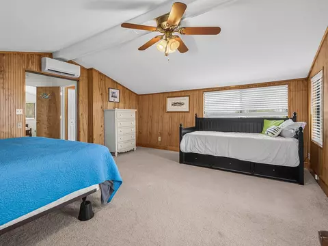 Bedroom - 88 River Dr, Panacea, FL 32346 photo 4 of 6