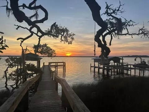 View/Area - 88 River Dr, Panacea, FL 32346 photo 2 of 7