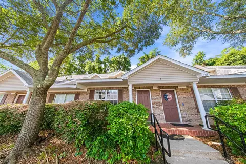 2738 W Tharpe St #703, Tallahassee, FL 32303