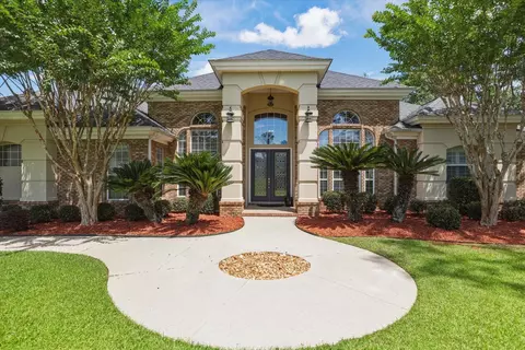 2868 Royal Isle Dr, Tallahassee, FL 32312