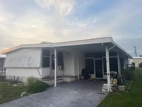 3024 Longview Ln, North Fort Myers, FL 33917