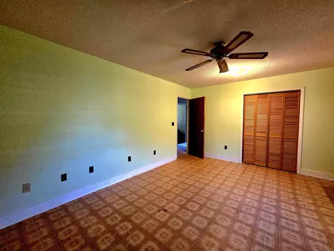 Bedroom - 200 Elm St, Perry, FL 32347 photo 4 of 5