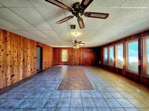Living - 200 Elm St, Perry, FL 32347 photo 4 of 9