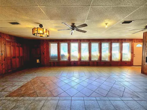 Living - 200 Elm St, Perry, FL 32347 photo 2 of 9